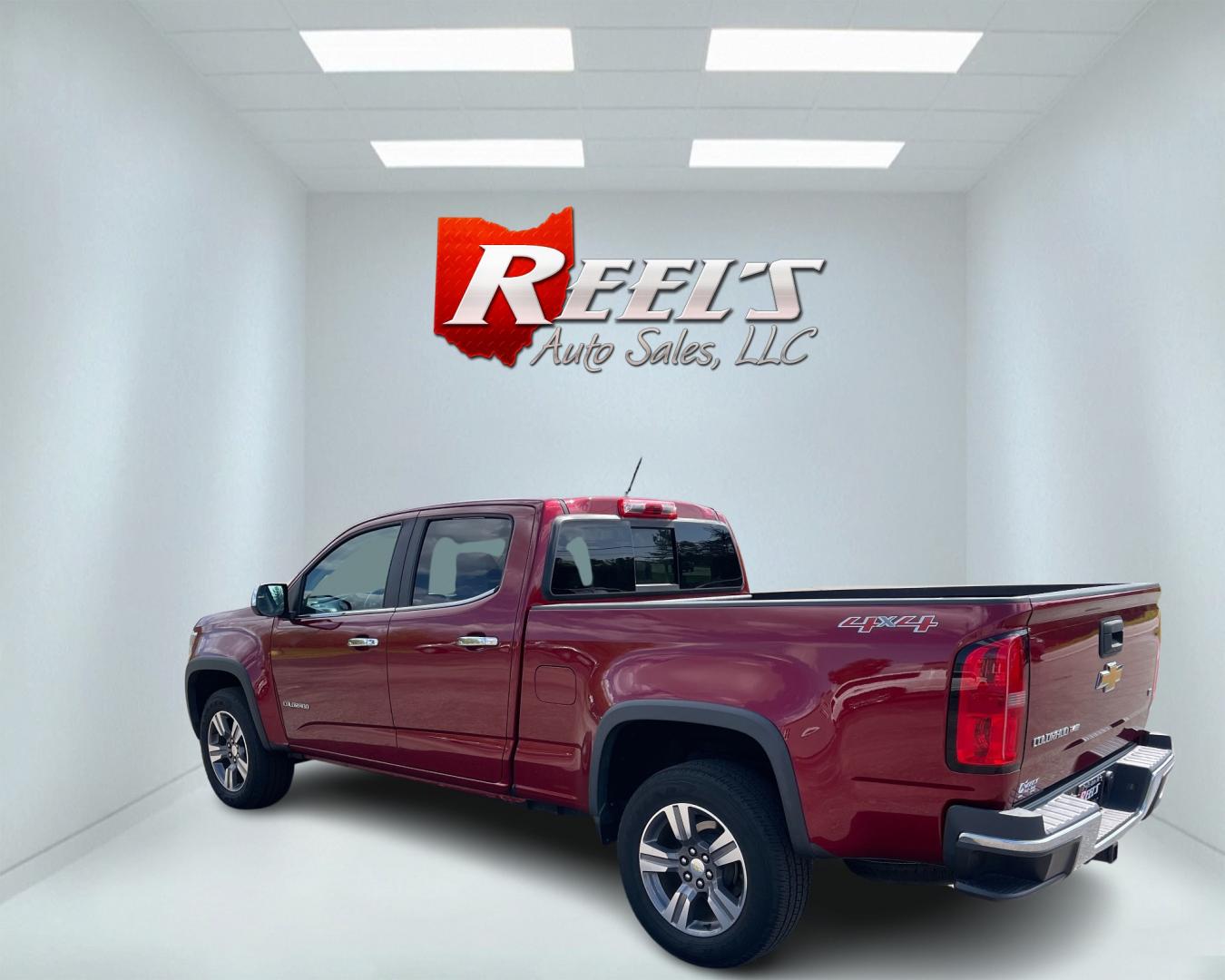 2018 Red /Black Chevrolet Colorado LT Crew Cab 4WD Long Box (1GCGTCENXJ1) with an 3.6L V6 DOHC 24V GAS engine, 8-Speed Automatic transmission, located at 547 E. Main St., Orwell, OH, 44076, (440) 437-5893, 41.535435, -80.847855 - This 2018 Chevrolet Colorado Crew Cab Long Bed LT 4WD is a sturdy and versatile mid-size truck that combines robust performance with comfort and modern technology. It is powered by a 3.6L V6 engine coupled with an 8-speed automatic transmission, capable of delivering efficient highway fuel economy o - Photo#10